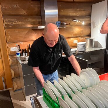 9EB1852C-3408-4C43-84E4-C39EAB36A8E4_1_105_c